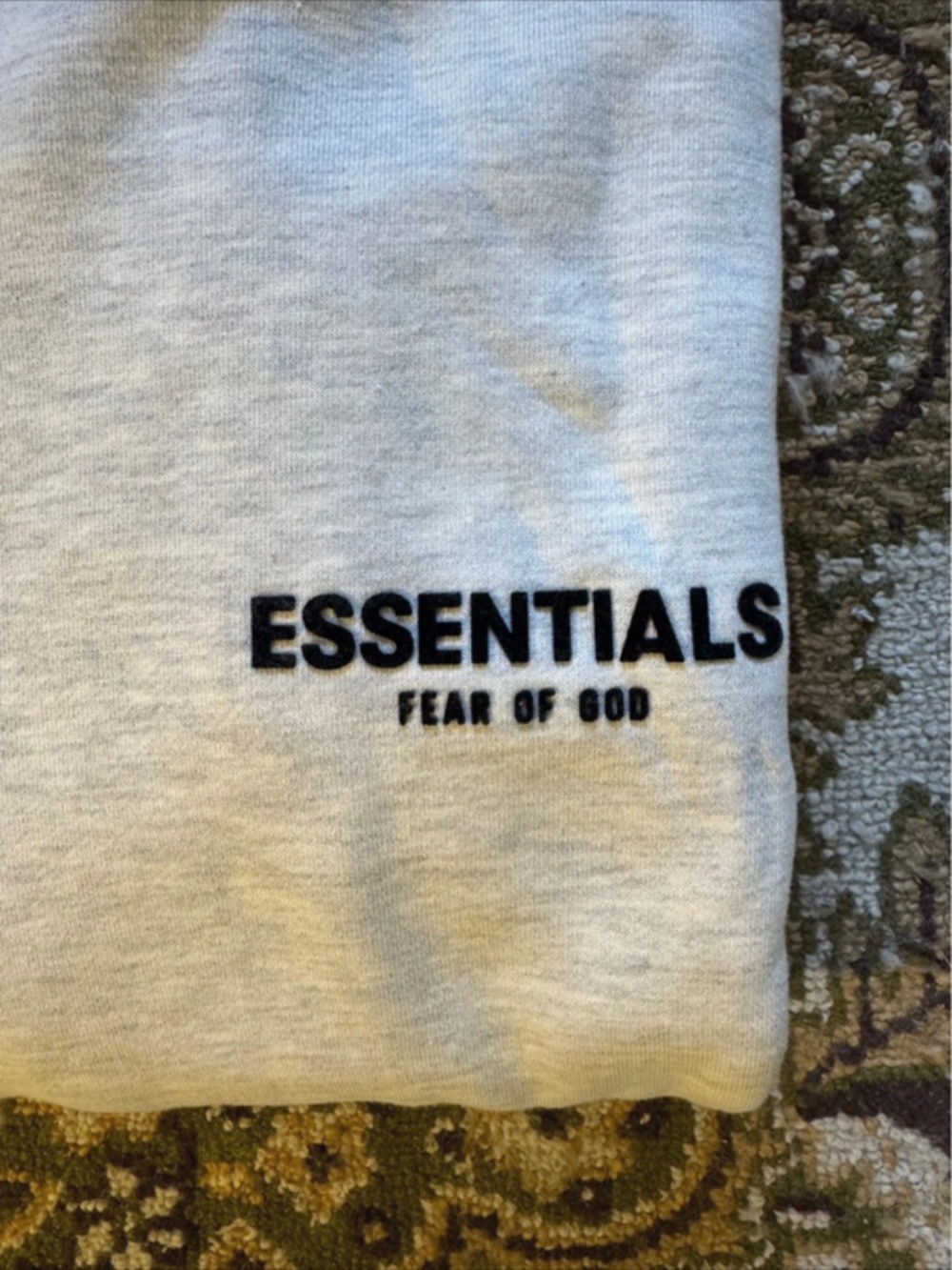 **Extra small**New essentials hoodie with dust bag and tags - Picture 9 of 11